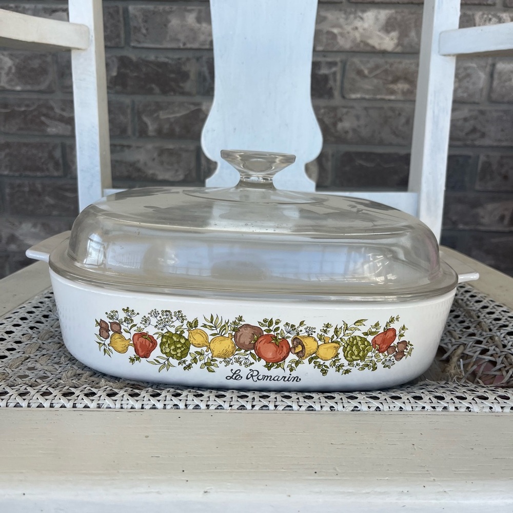 Pyrex White Ceramic Casserole Dish with Fruit Motif and Clear Lid / vintage